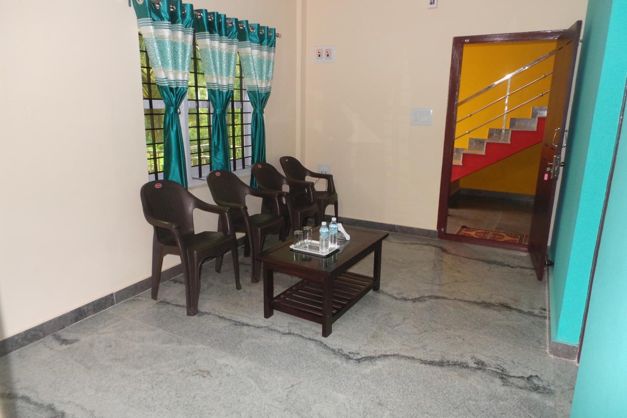 Iroomz Sri Vinayaka Comfort 비라즈펫 외부 사진