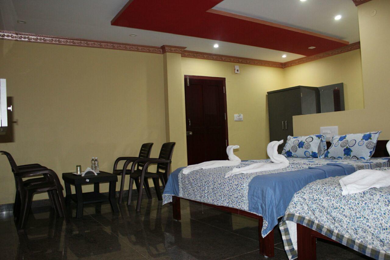 Iroomz Sri Vinayaka Comfort 비라즈펫 외부 사진